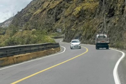 Conductores afirman haber visto una silueta femenina en la curva donde nació la leyenda.