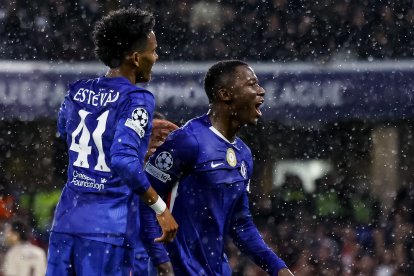 Chelsea apelará al control del ecuatoriano Moisés Caicedo en el mediocampo.