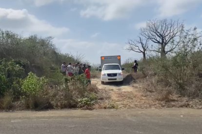 Las autoridades investigan el móvil de este crimen que sacude al Distrito Manta