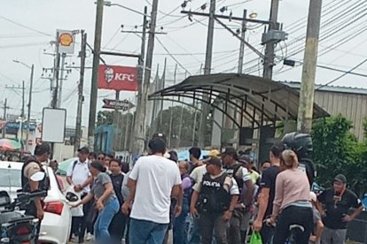 La Policía llegó al lugar de los hechos para iniciar las primeras diligencias.