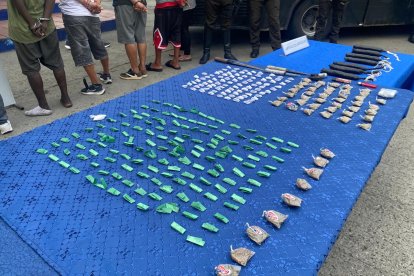 Evidencias incautadas durante el megaoperativo policial en Guayaquil.