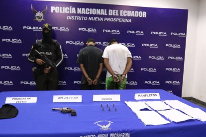 Las aprehendidos junto a las evidencias encontradas en su poder.