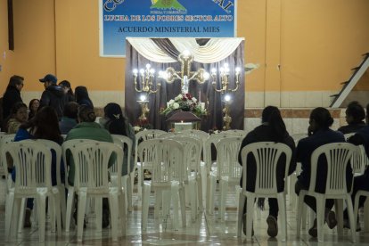 Los restos del menor fueron velados en la casa barrial del sector.