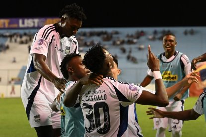 Emelec venció (1-0) a Delfín en el estadio Jocay.