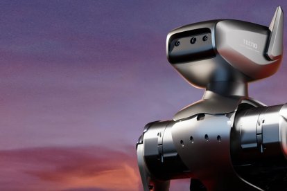 Teggie es un perro robot inteligente, que ha visitado varios puntos en Ecuador.