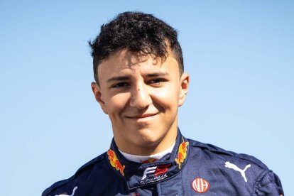 Hadjar, la promesa del programa junior que sube al equipo grande en 2026.