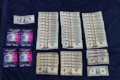 Entre las evidencias obtenidas consta dinero en efectivo.