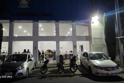 Los vehículos incautados en el operativo estaban reportados como robados.