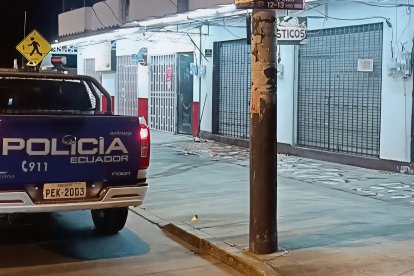 La Policía acordonó la zona del ataque armado en San Rafael, mientras locales permanecían cerrados y el ambiente seguía cargado de tensión.