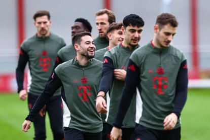 Bayern Múnich está en zona de clasificación directa a los octavos de final.