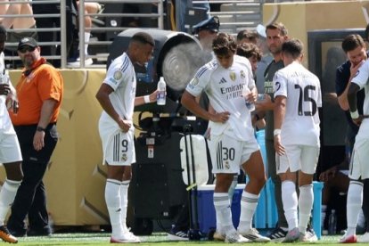 Los ventiladores y botellas de agua fueron lo habitual en el pasado Mundial de Clubes en E.E.U.U.