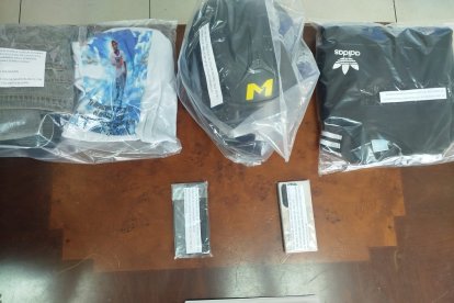 Las evidencias halladas en poder de los detenidos.