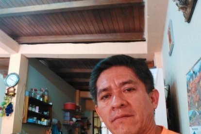 Ciudadanos expresaron su dolor y temor tras confirmarse la muerte violenta del docente Luis Enrique Morocho.