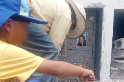 El sepelio se hizo en el cementerio de Urcuquí, en Imbabura.