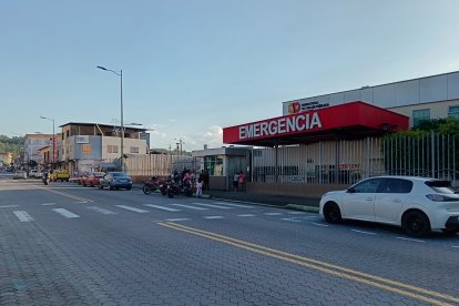 El médico veterinario herido se recupera en una casa de salud tras el atentado armado.