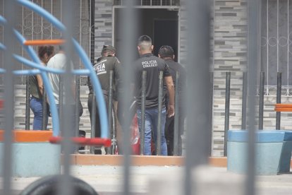 Parientes de la víctima también estuvieron presentes en el sitio.