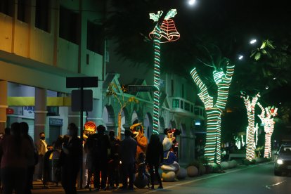 A las personas que trabajen en feriado de Navidad se les debe cancelar ese días, según la ley laboral.