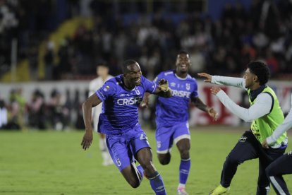 Gregori Anangonó fue el autor de uno de los tres tantos de la Chatoleí.