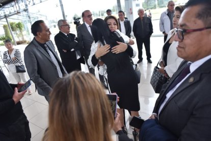 Varias personalidades políticas llegaron al velorio.