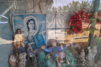 Altar principal de la iglesia de Quebrada de Guillén.