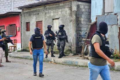 La Policía investiga las muertes violentas en Esmeraldas.