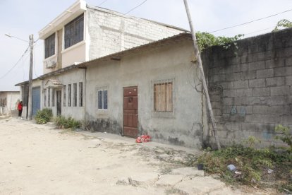 En esta vivienda ocurrió la masacre registrada en Durán.