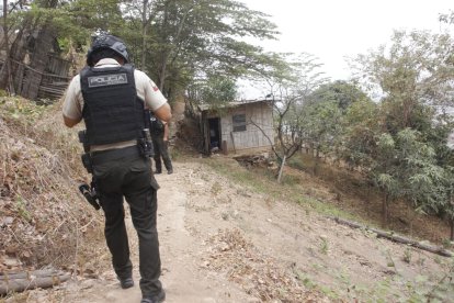 El acceso se complica para llegar al inmueble donde fueron encontrados.