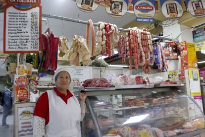 Gabriela Chunchillo ha dedicado 18 años de su vida a vender embutidos en la capital ecuatoriana.