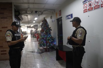 En este sitio capturaron al sospechoso, quien es de nacionalidad colombiana. Este tenía el cuchillo que habría utilizado en el ataque.