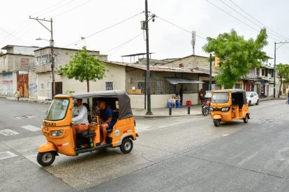 El gremio de tricimoteros sufre atentados en Guayaquil.