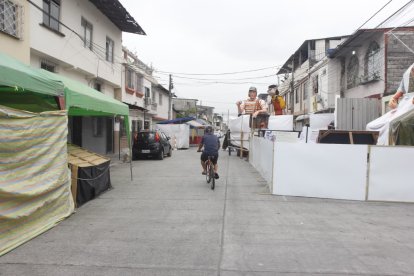 El acto criminal ocurrió en un punto de exhibición de monigotes.