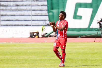 Djorkaeff Reasco es el primer refuerzo de los del Valle.