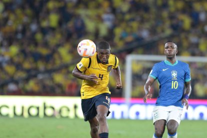 Joel Ordoñez es titular fijo en la selección de Ecuador.