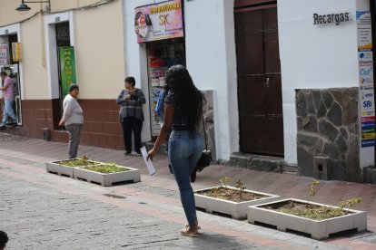 Las trabajadores sexuales se quedaron sin lugares donde ofrecer sus servicios.