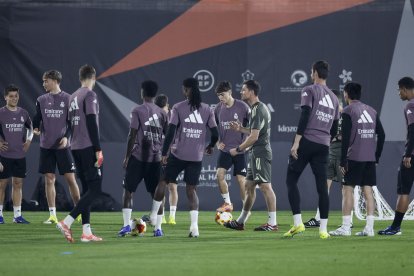 Mbappé es baja en Real Madrid por lesión.