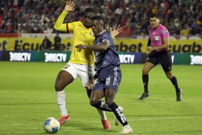 Gol a Barcelona, ascenso y una hija cuencana: la historia de Fei en Cuenca Juniors