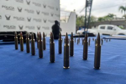 La Policía pudo realizar operativos y encontró artefactos, armas y municiones.