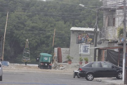En este caso, hubo varias personas que fueron detenidas por la Policía.