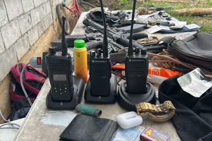 Esto habría sido parte del armamento decomisado.