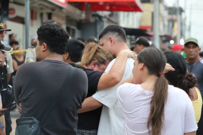 Allegados se lamentaron por la pérdida.