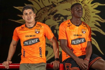 Otra de las llamativas camisetas de Barcelona 2026.