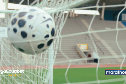 El balón de la LigaPro 2026, el Nike Control.