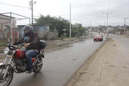 El sector es bien concurrido por transportistas y gente de a pie.