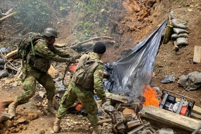 Militares hacen constantes operativos para combatir a la minería ilegal.