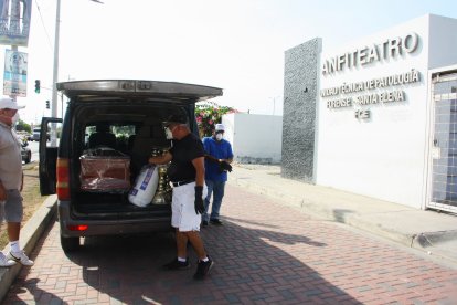 Entre dolor y angustia retiraron uno de los cuerpos de los jóvenes desaparecidos de Pedro Carbo.