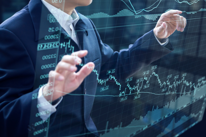 Riesgo país de Ecuador cayó a valores no vistos en más de once años.