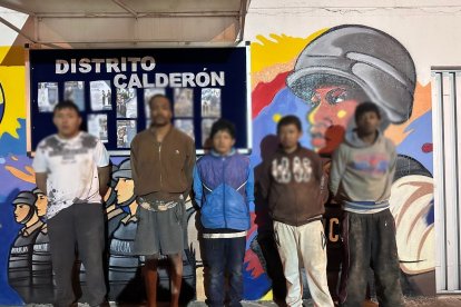 Hace tres meses, cinco hombres fueron detenidos en Oyacoto por robo de vehículos.