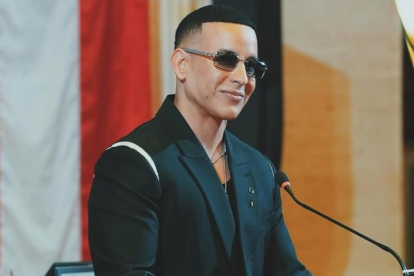 Daddy Yankee durante su discurso al recibir el reconocimiento de San Juan, Puerto Rico.