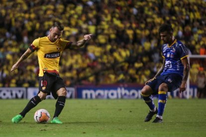 Delfín venció por la mínima a Barcelona SC en la Noche Amarilla 2020.