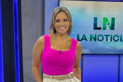 Allison Carrillo, presentadora de El Despertar de La Noticia, de RTS